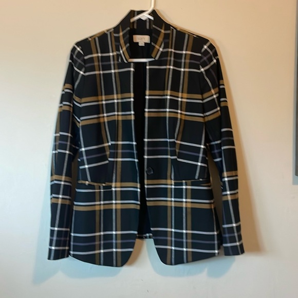 LOFT Jackets & Blazers - Loft stretch blazer. Black, gold and white plaid. Size 0.